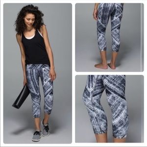 Lululemon wonder under crop